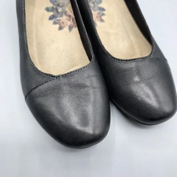 Taos Debut Shoes Womens 8 Black Leather Comfort Low Heel Slip On Cushioned - Picture 2 of 14